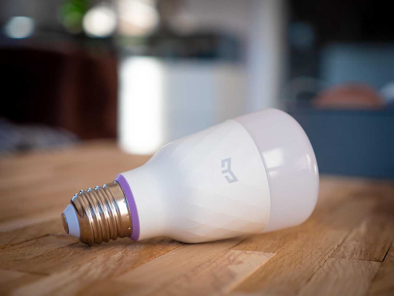 Smart home automation controlled from a smartphone app